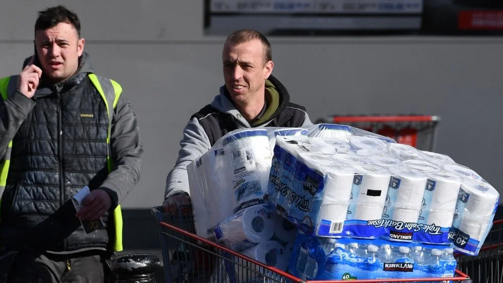 Papiers empilés en hauteur