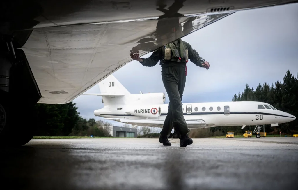 Accident d'avion à Lann-Bihoué : les pilotes s'en sortent indemnes