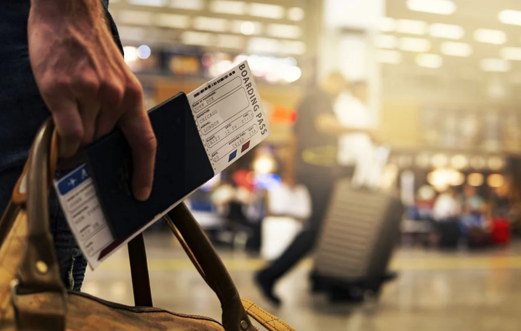 Agression à l'aéroport de Nice : un couple devant la justice