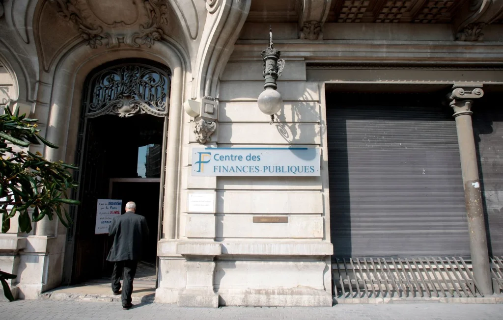 Agression au Centre des Impôts de Cusset : Frayeur à Allier