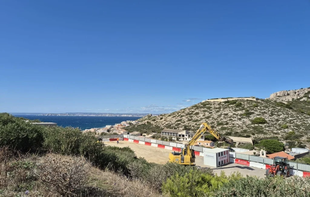 Dépollution des Calanques de Marseille : un chantier crucial débuté