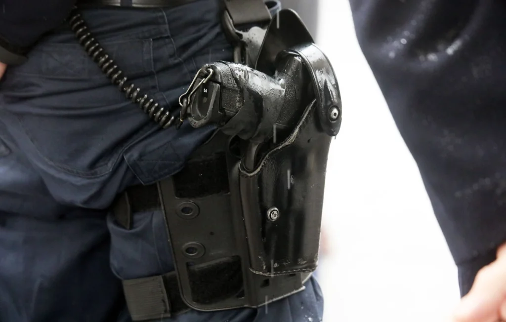 Féminicide à Poitiers : Une jeune femme poignardée mortellement