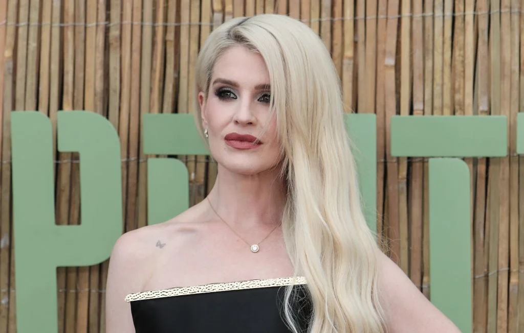 Kelly Osbourne réagit à une blague choquante sur Ozzy