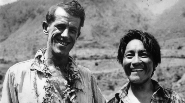 Les Premiers Grimpeurs Du Mont Everest : Histoire et Aventure