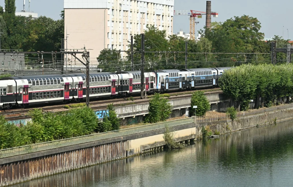 Mystère persistant : quatre corps retrouvés dans la Seine