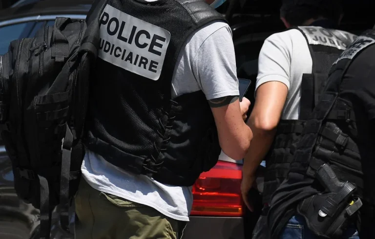 Nanterre : Un homme blessé par balle près d&rsquo;une crèche