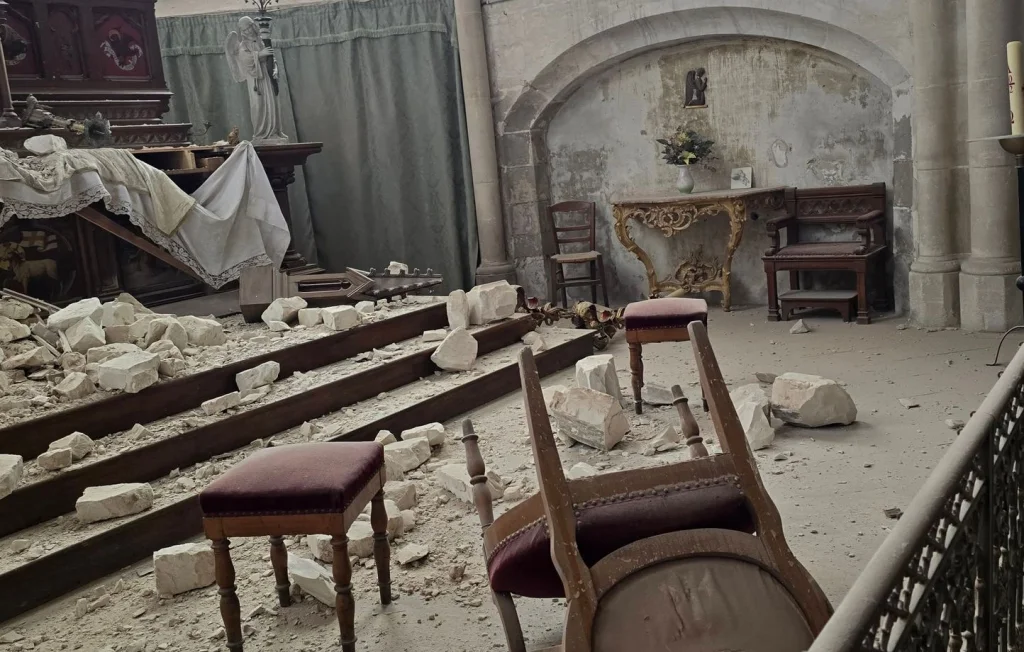 Profanation de l'église à Hon-Hergies : Une communauté ébranlée