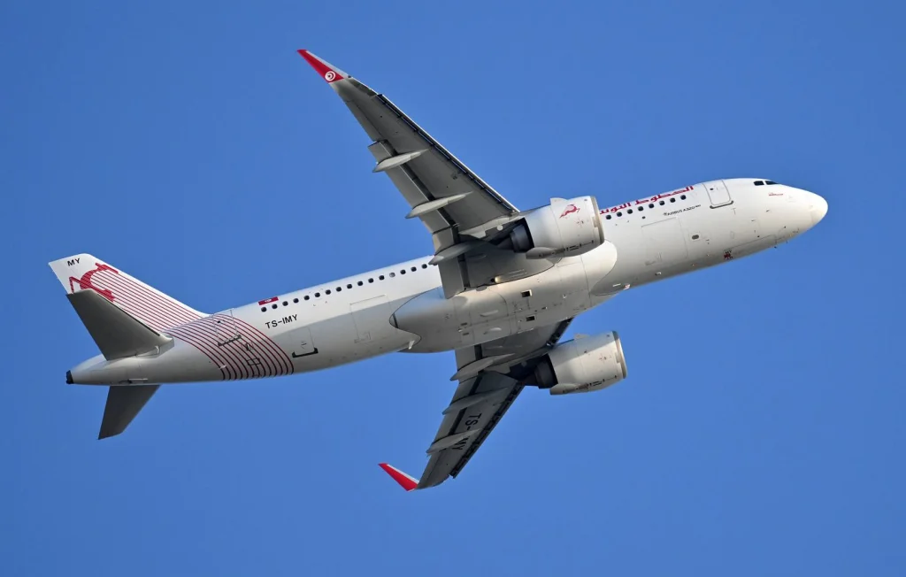 Touristes américaines confondent Nice et Tunis lors d'un vol