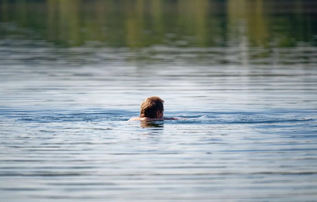 Un ado attaqué par un poisson mystérieux dans le Gers