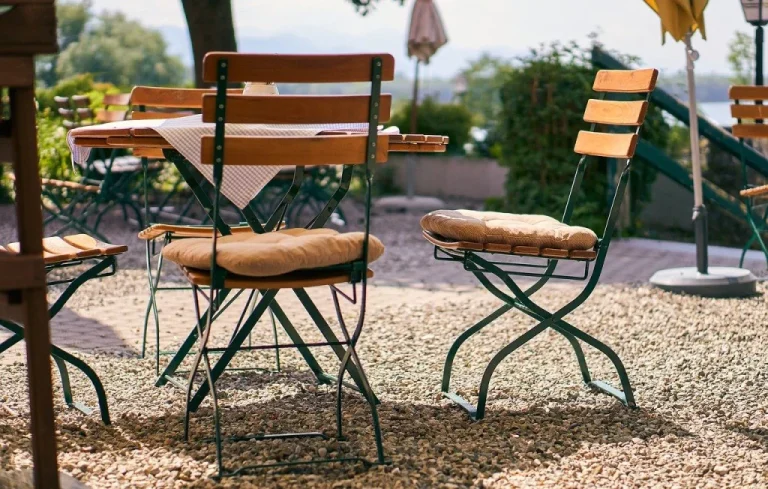 Un client tente de fuir un restaurant en Pyrénées-Orientales