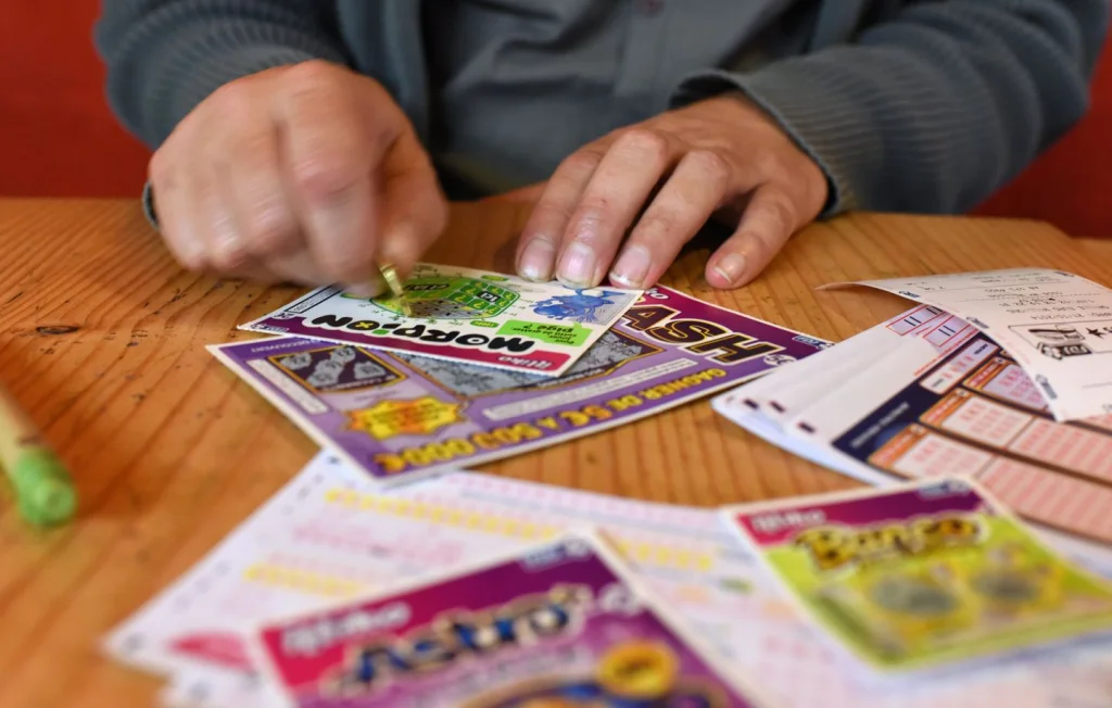 Un employé vole 126.000€ de jeux à gratter dans le Vaucluse