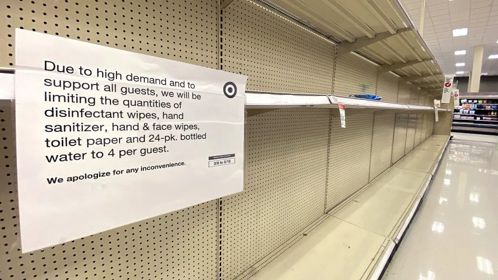 Rayons de magasins vides