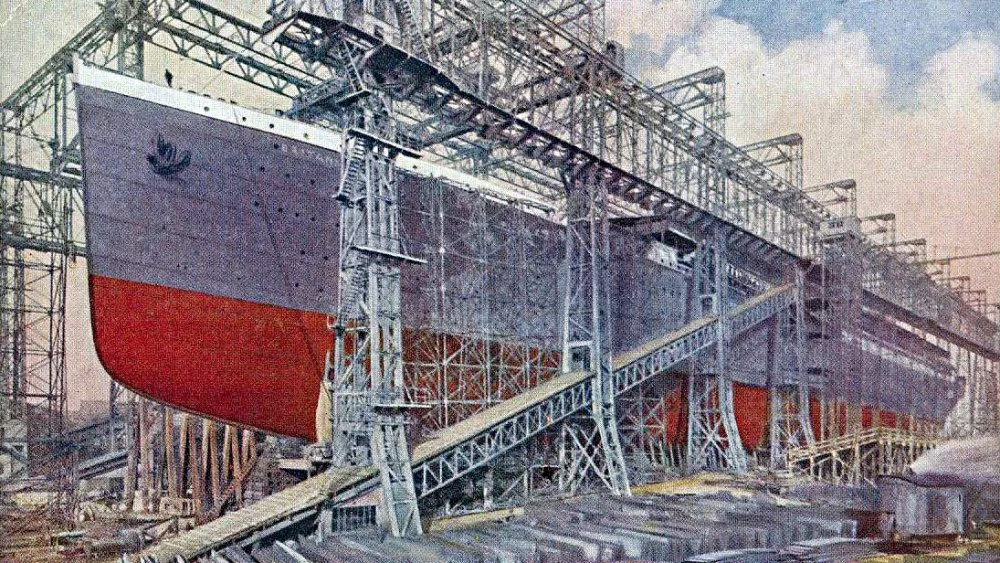 Lancement du Britannic — carte postale