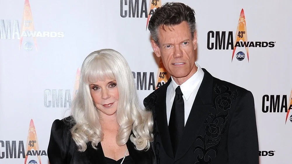 Randy Travis et Lib Hatcher