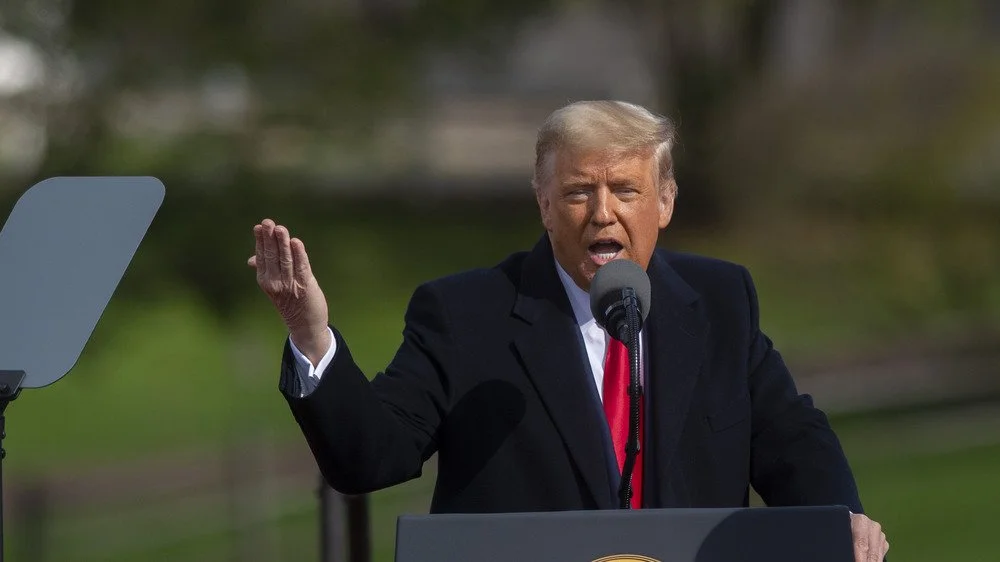 Trump prononçant son discours