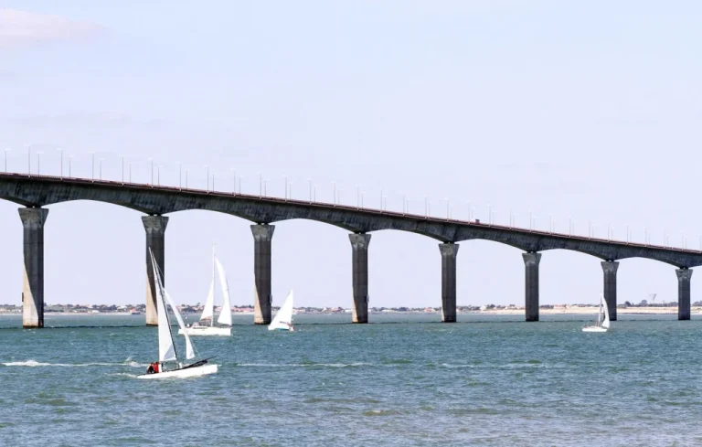 Automatisation du péage du pont de Ré : début des travaux