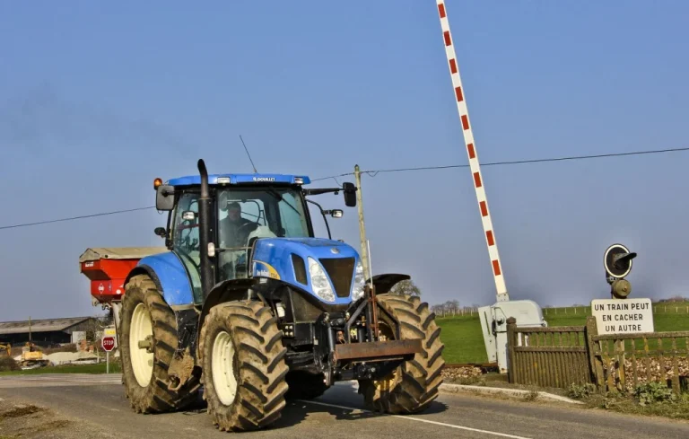 Braquage audacieux d&rsquo;un distributeur avec un tracteur en Lozère