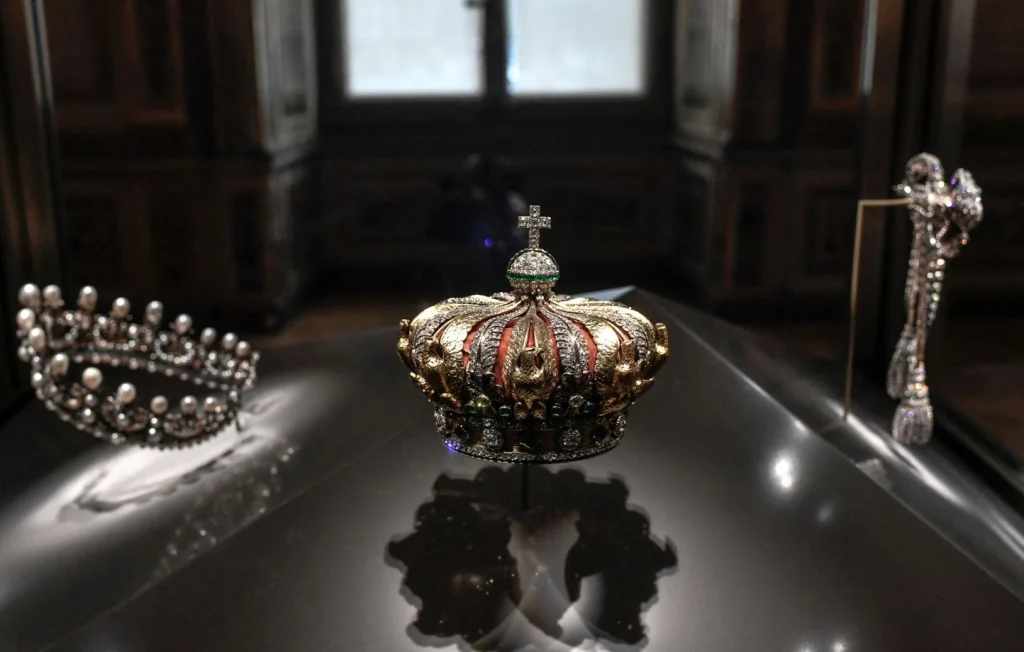 Cambriolage au Louvre : vol d'œuvres inestimables en plein jour