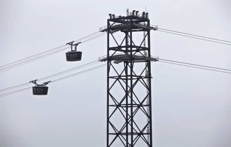Controverse sur la bénédiction d&rsquo;un téléphérique dans le Val-de-Marne