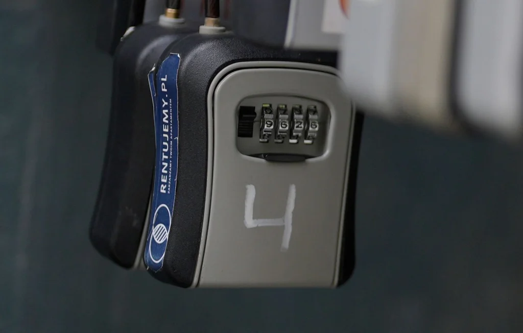 Deux hommes interpellés pour cambriolages visant des seniors dans le Nord