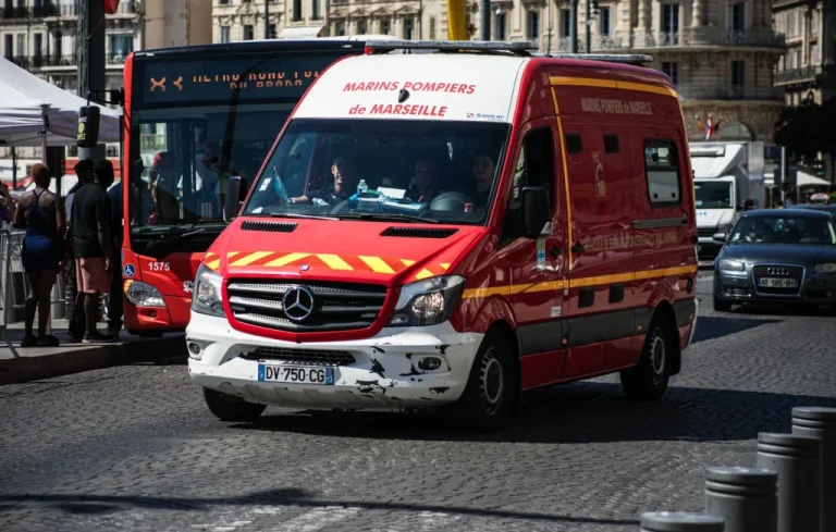 Incendie à Marseille : Quatre blessés dans la rue d&rsquo;Aubagne