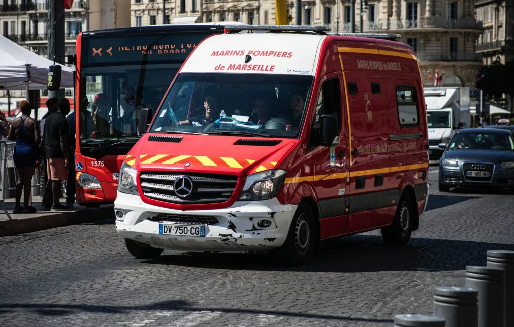 Incendie à Marseille : Quatre blessés dans la rue d'Aubagne