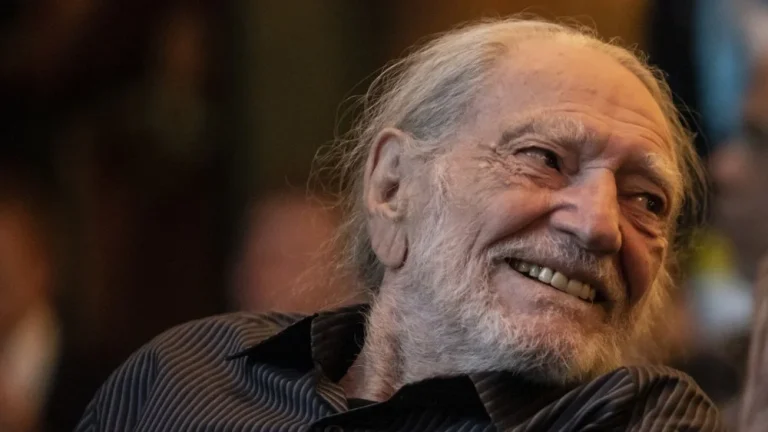 L&rsquo;incroyable somme que Willie Nelson devait au fisc américain