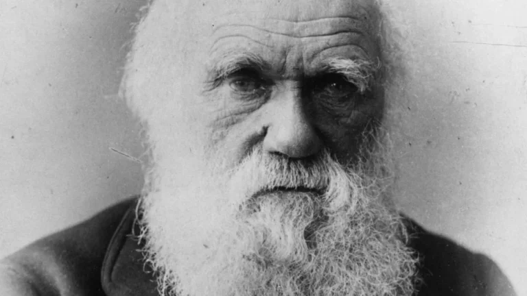 La Vie Tragique de Charles Darwin : Un Héros Malheureux