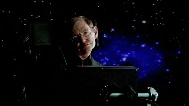 La théorie des trous noirs : Pourquoi Hawking a-t-il dit qu&rsquo;ils n&rsquo;ont pas de cheveux ?