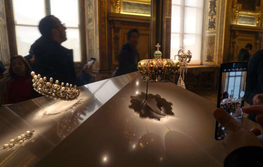 Le Cambriolage du Louvre : Analyse d'un Scénario de Film