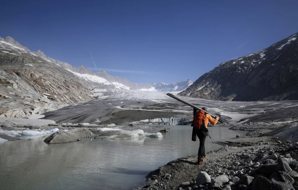 Les glaciers suisses perdent un quart de leur volume en dix ans