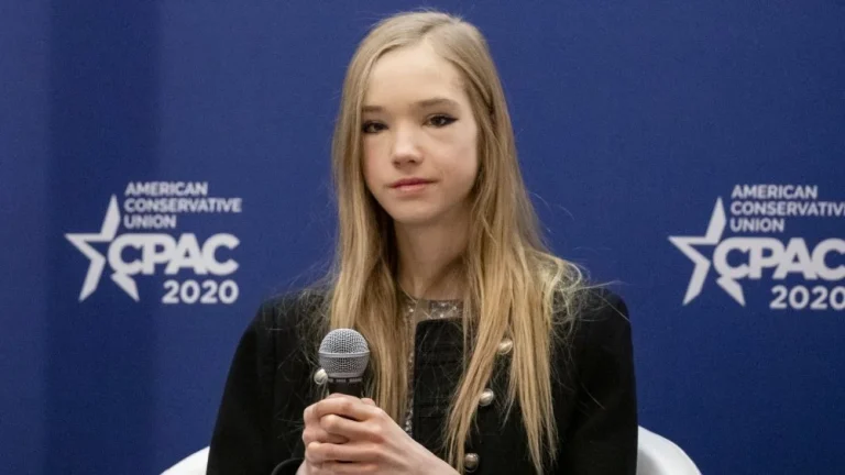 Naomi Seibt : Portrait de l&rsquo;anti-Greta Thunberg
