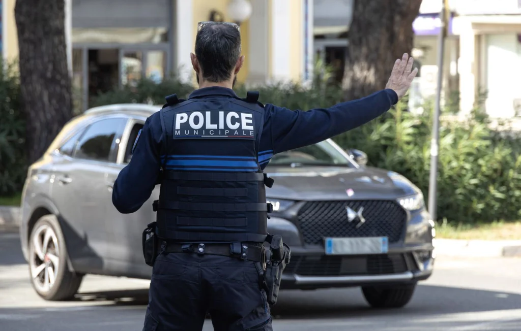 Narbonne : Un conducteur de voiture volée refuse d'obtempérer