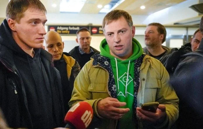 Quatre hommes arrêtés pour l'assassinat d'un opposant à Poutine