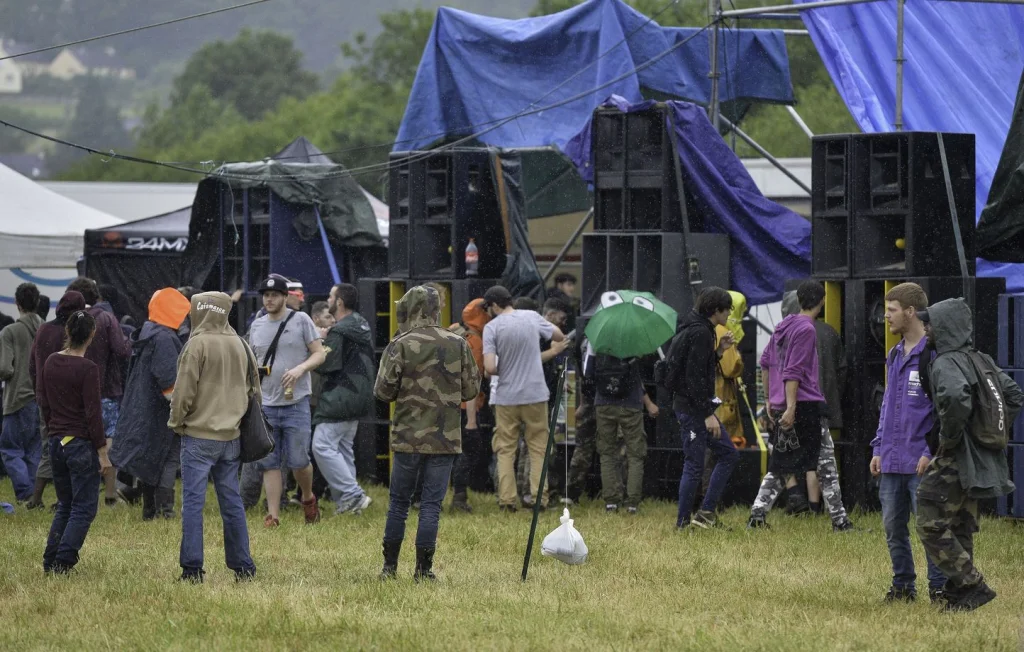 Rave-party illégale en Hautes-Alpes : près de 1.000 participants