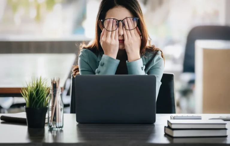Santé mentale des managers en danger : étude alarmante de l&rsquo;Apec
