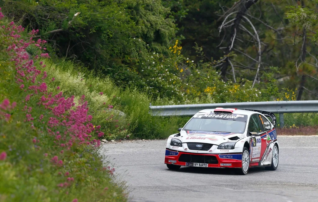 Tragédie lors d'un rallye à La Réunion : deux enfants perdent la vie