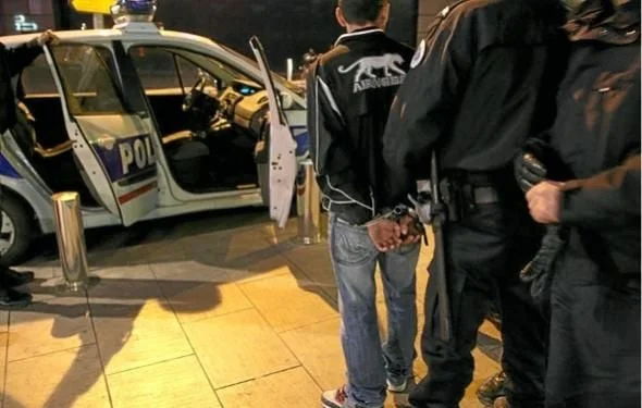 Un père traque des voleurs après le dépouillement de son fils à Rouen