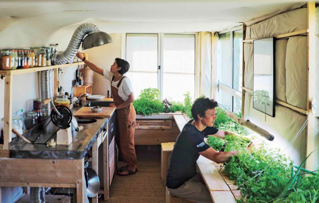 Vivre low-tech : l'appartement du futur en pratique