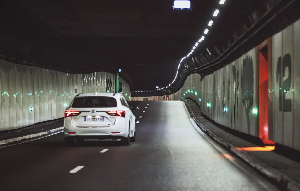 Voiture en feu dans un tunnel en Haute-Savoie : évacuation rapide