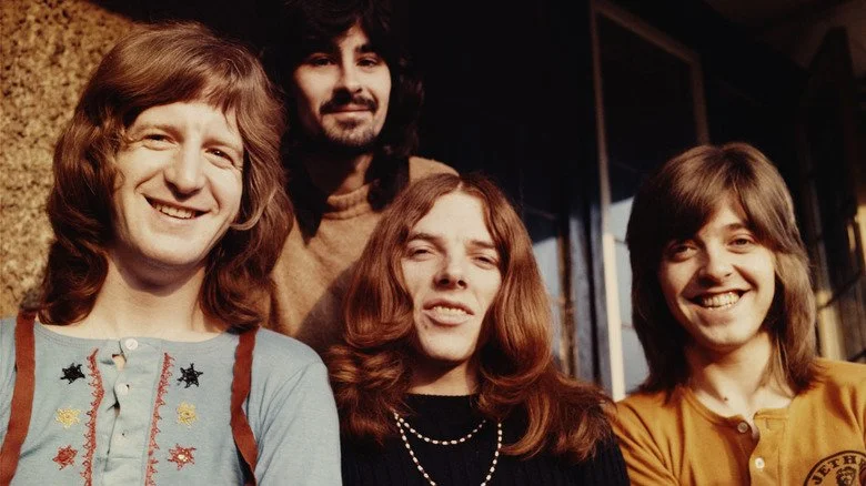 Badfinger souriant dans les années 1970