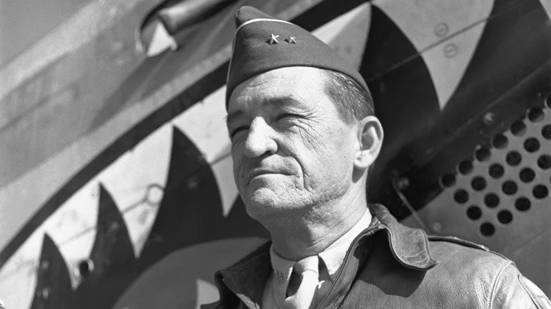 Chennault à la base aérienne de Kunming