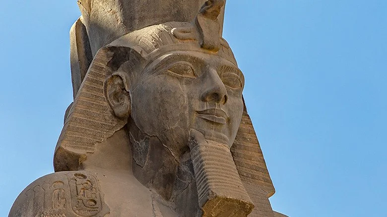Sculpture de Ramsès II depuis Louxor