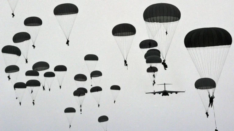 Raid audacieux sur Los Baños pendant la Seconde Guerre mondiale