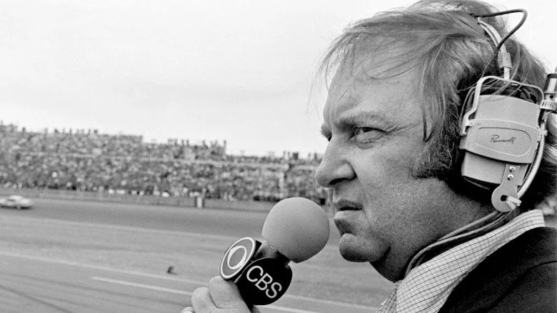 Brock Yates commentant le Daytona 500