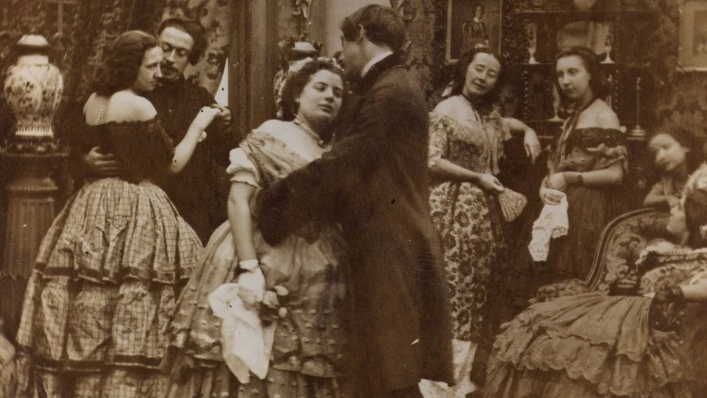 Une fête victorienne avec danseurs.