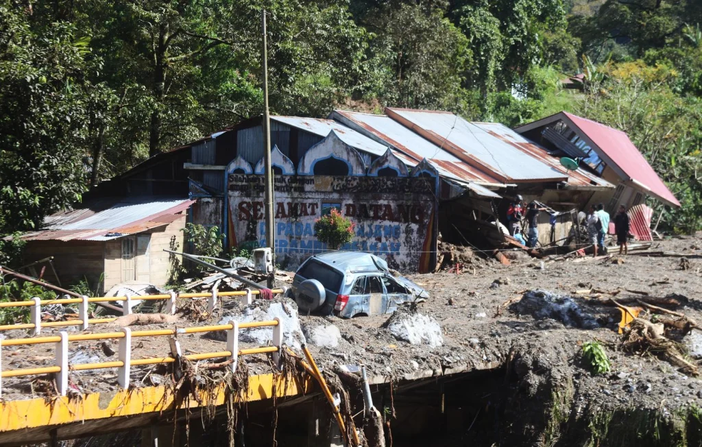 Inondations en Asie du Sud-Est: plus de 350 morts