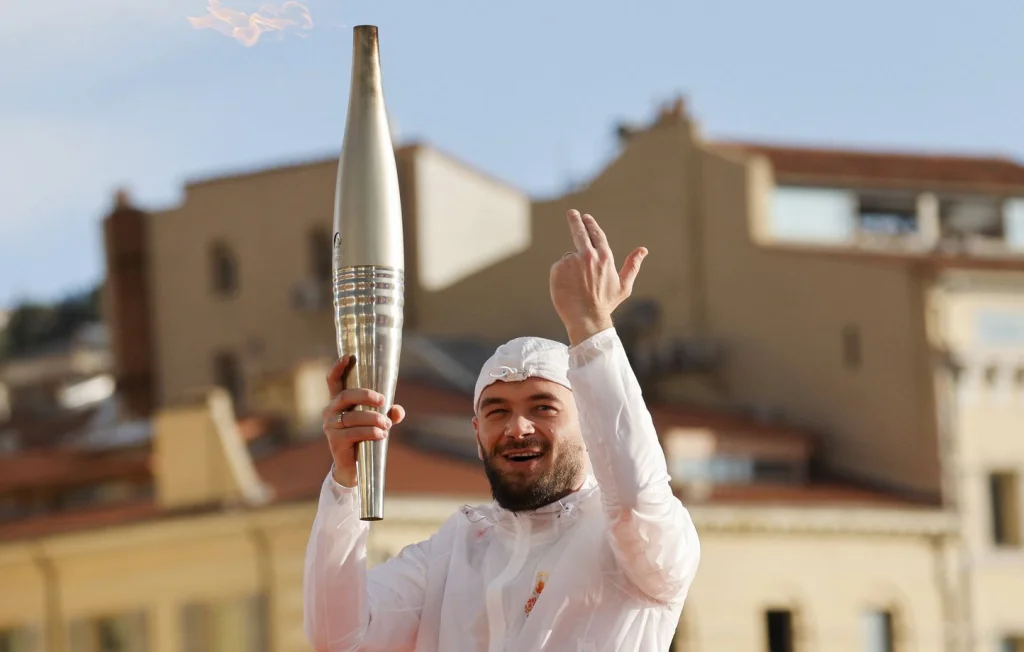 Jul annonce 4 concerts au Stade de France et au Vélodrome en 2026