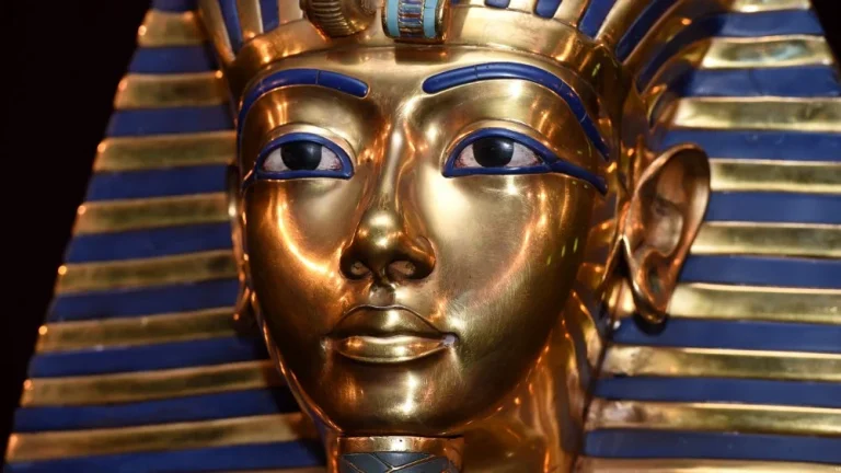 L&rsquo;Age de Toutankhamon à Son Montée Sur le Trône
