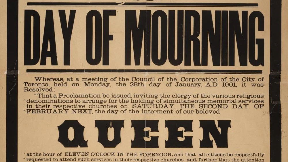 Les Objets Étranges dans le Tombeau de la Reine Victoria